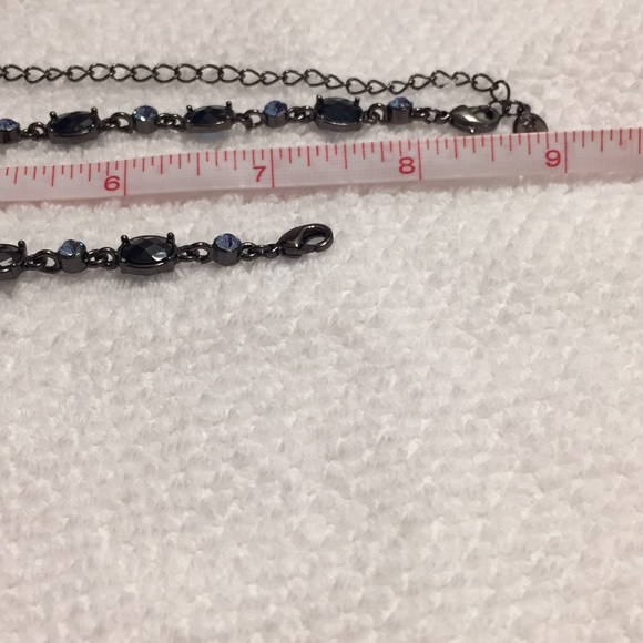 Antiqued Finish Jewelry (3 items) - Picture 7 of 8